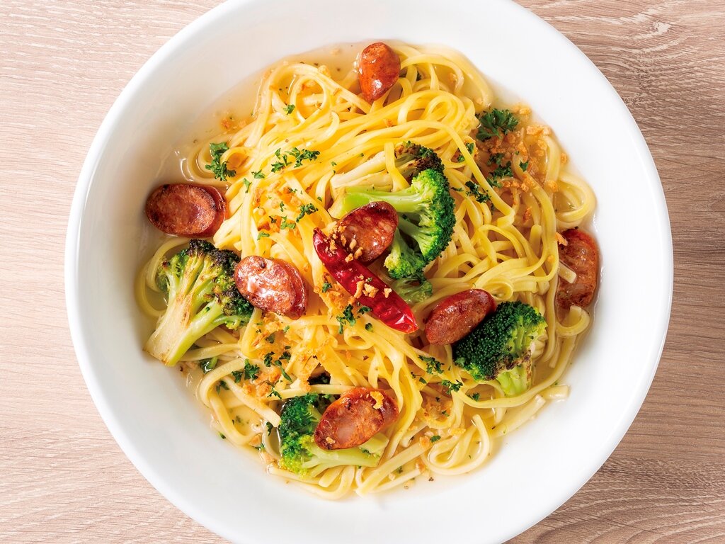 Spicy Sausage and Broccoli Pepperoncino