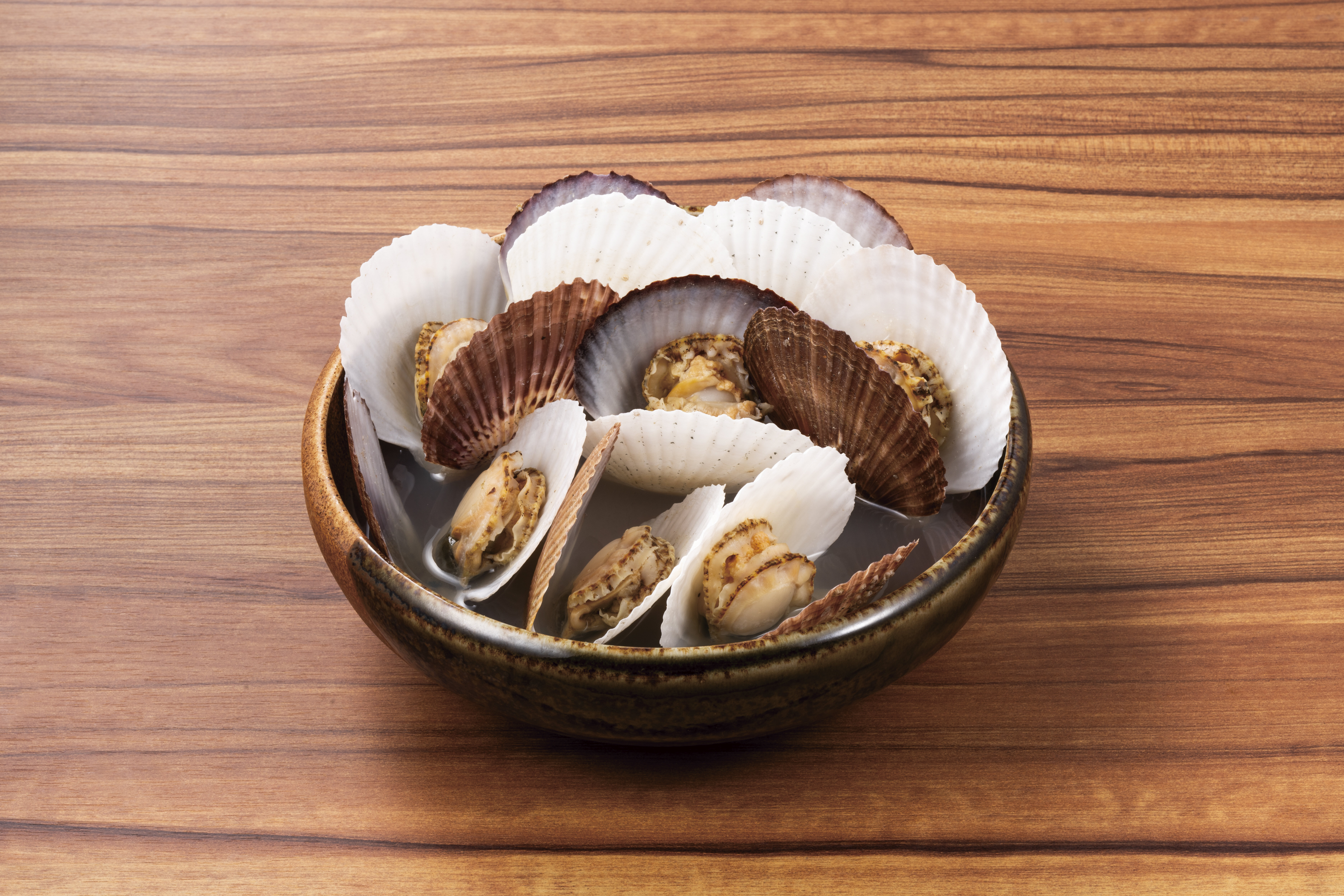 ホタテ稚貝の酒蒸し