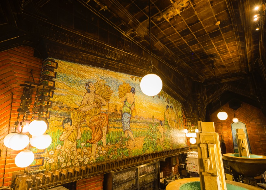 1899年から1世紀を超える歴史をもつ現存する「日本最古」のビヤホール　ビヤホールライオン 銀座7丁目店