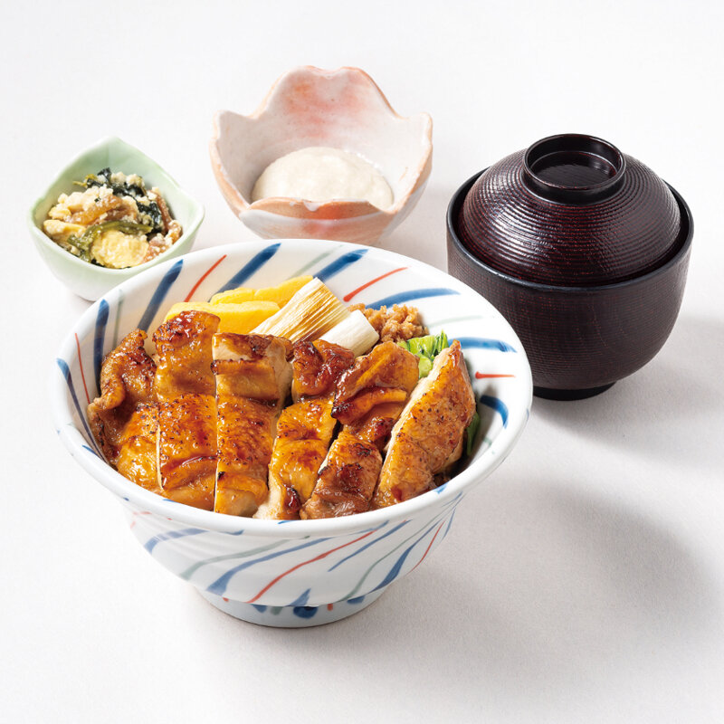 鶏照りとろろ丼 ご膳 1,250円(税込)