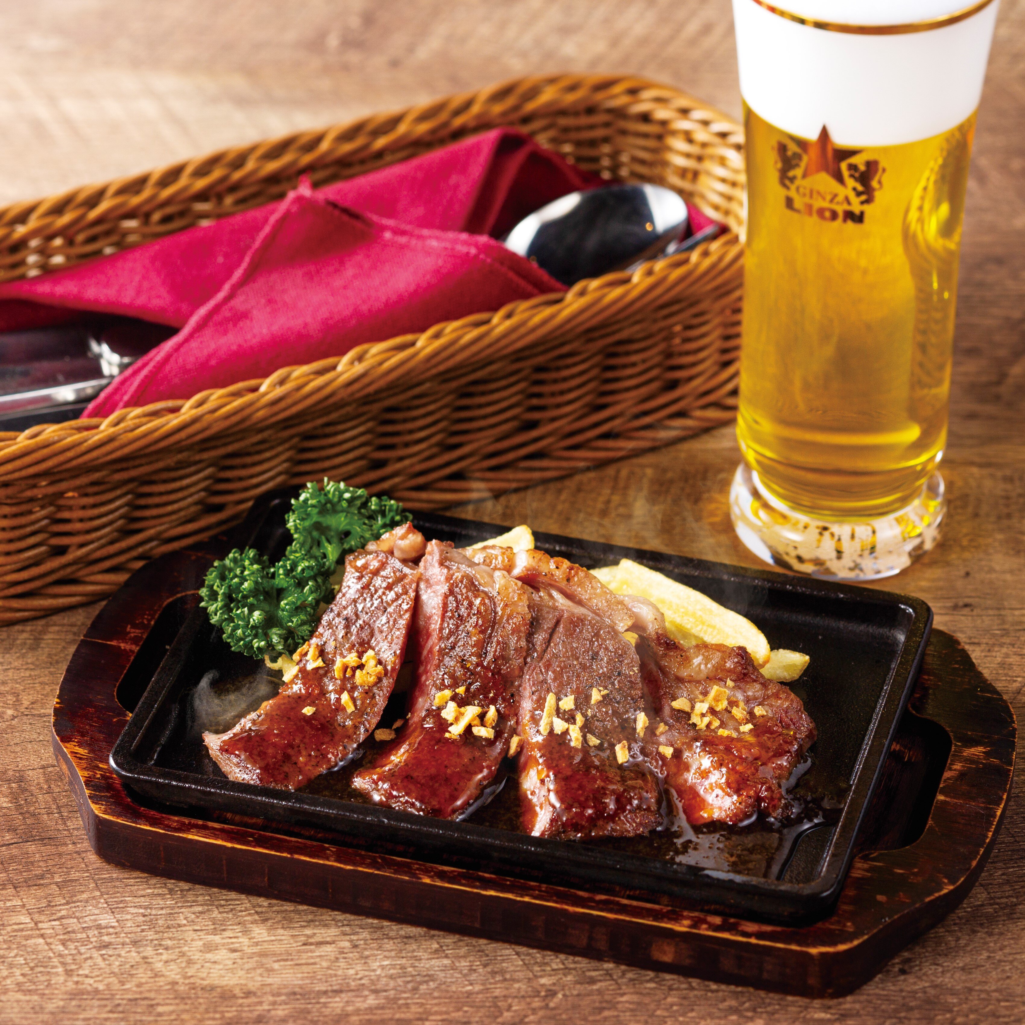 銀座ライオン　シャポー本八幡店
